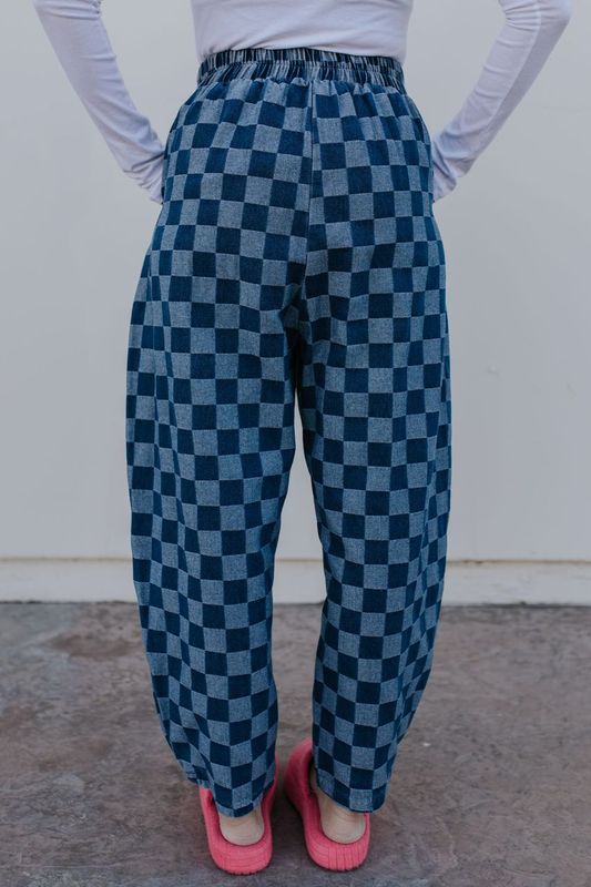 THE POPPY PLEATED CHECKERED BARREL PANTS IN LIGHT DENIM