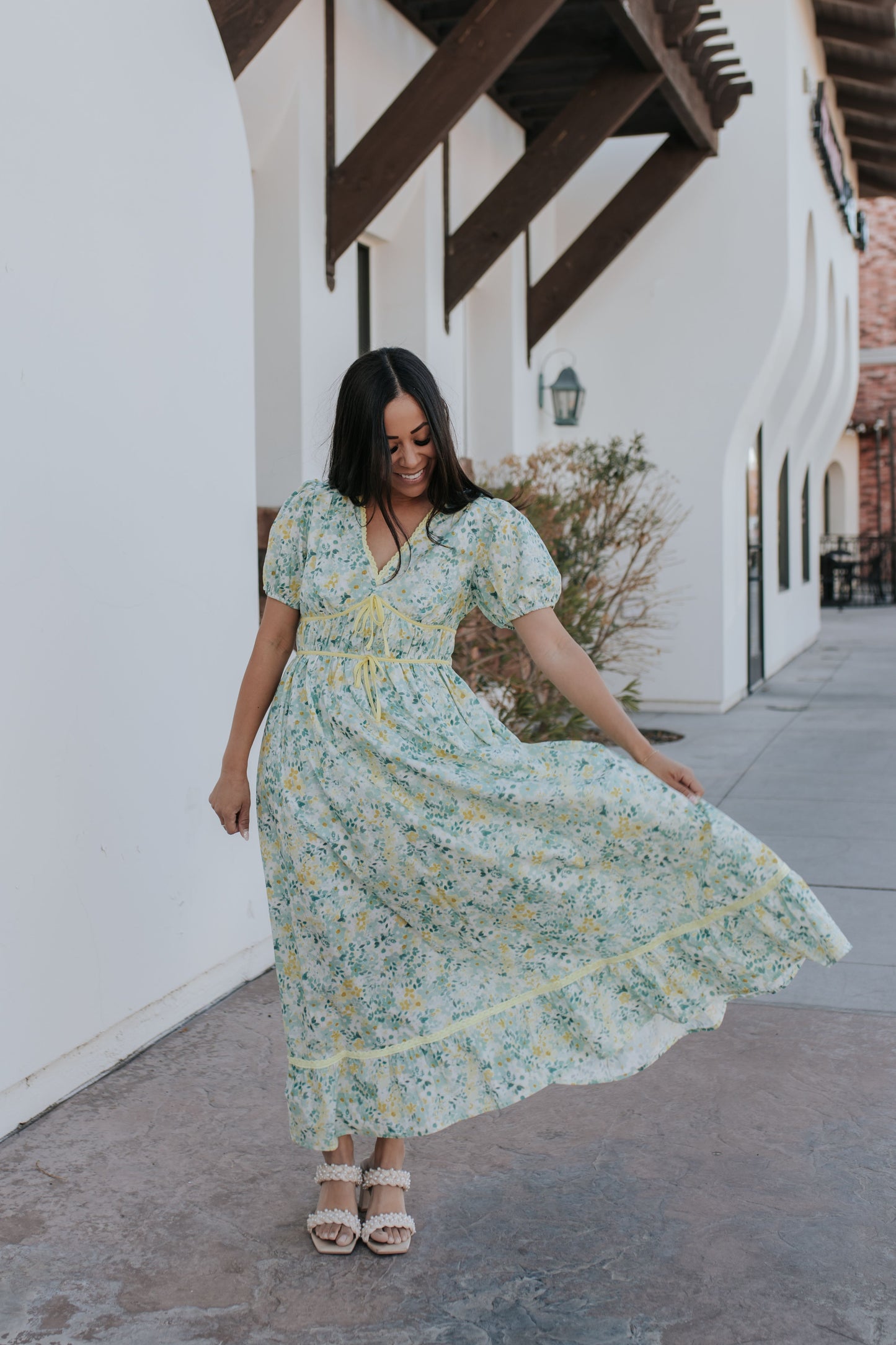 THE CARSON FLORAL DRESS IN LEMONGRASS