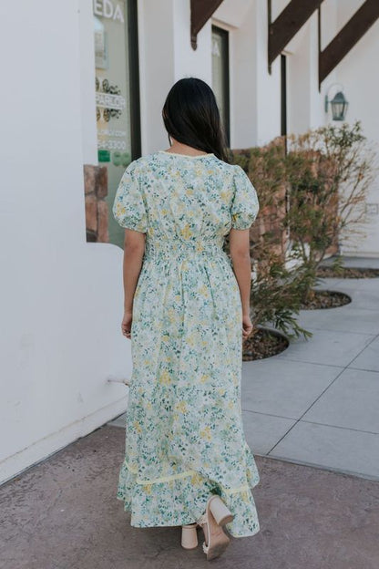 THE CARSON FLORAL DRESS IN LEMONGRASS