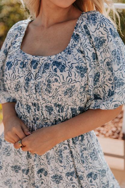 THE LOUISA MAXI DRESS IN LIGHT BLUE