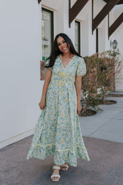 THE CARSON FLORAL DRESS IN LEMONGRASS