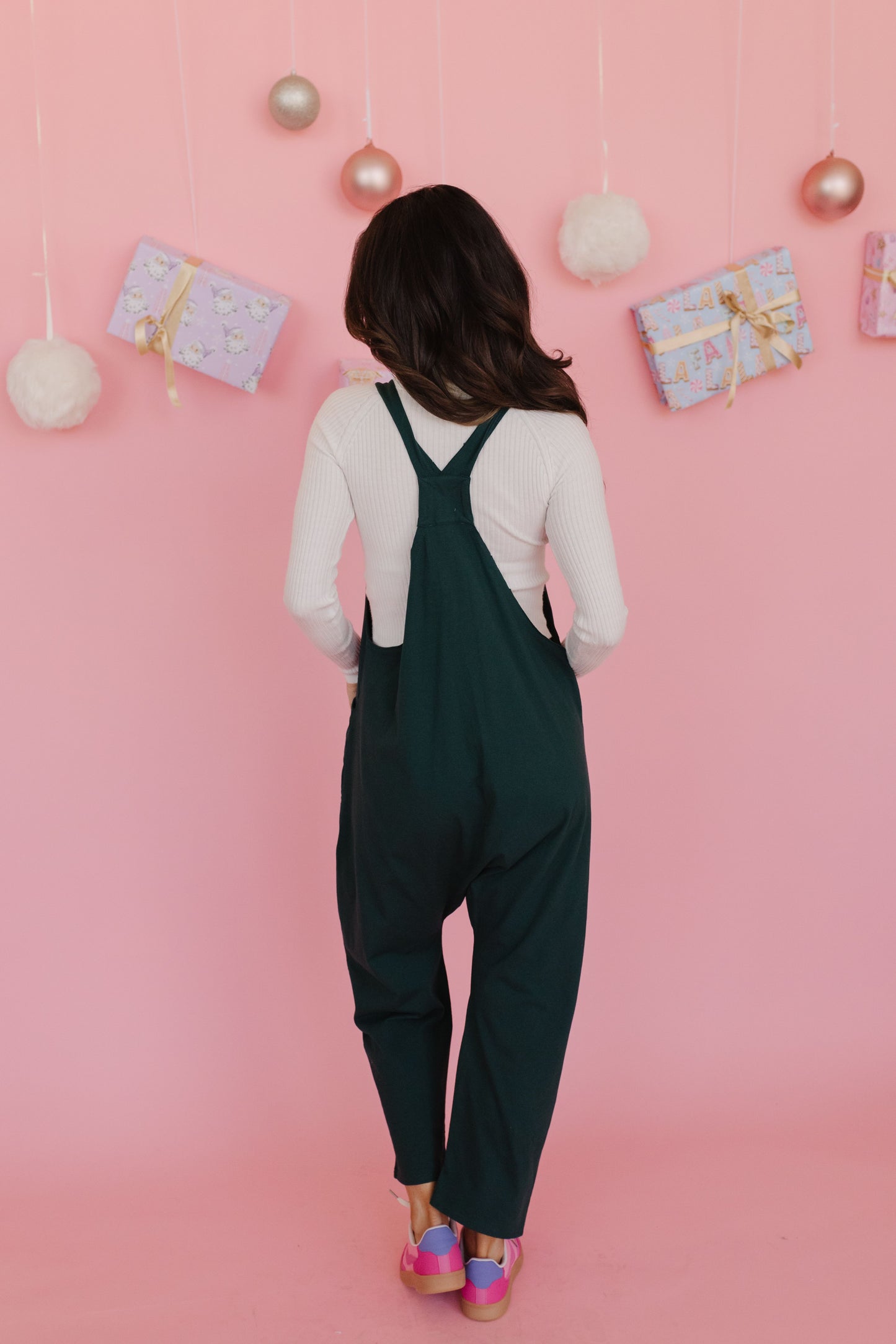 THE OLSEN ONESIE IN FOREST GREEN