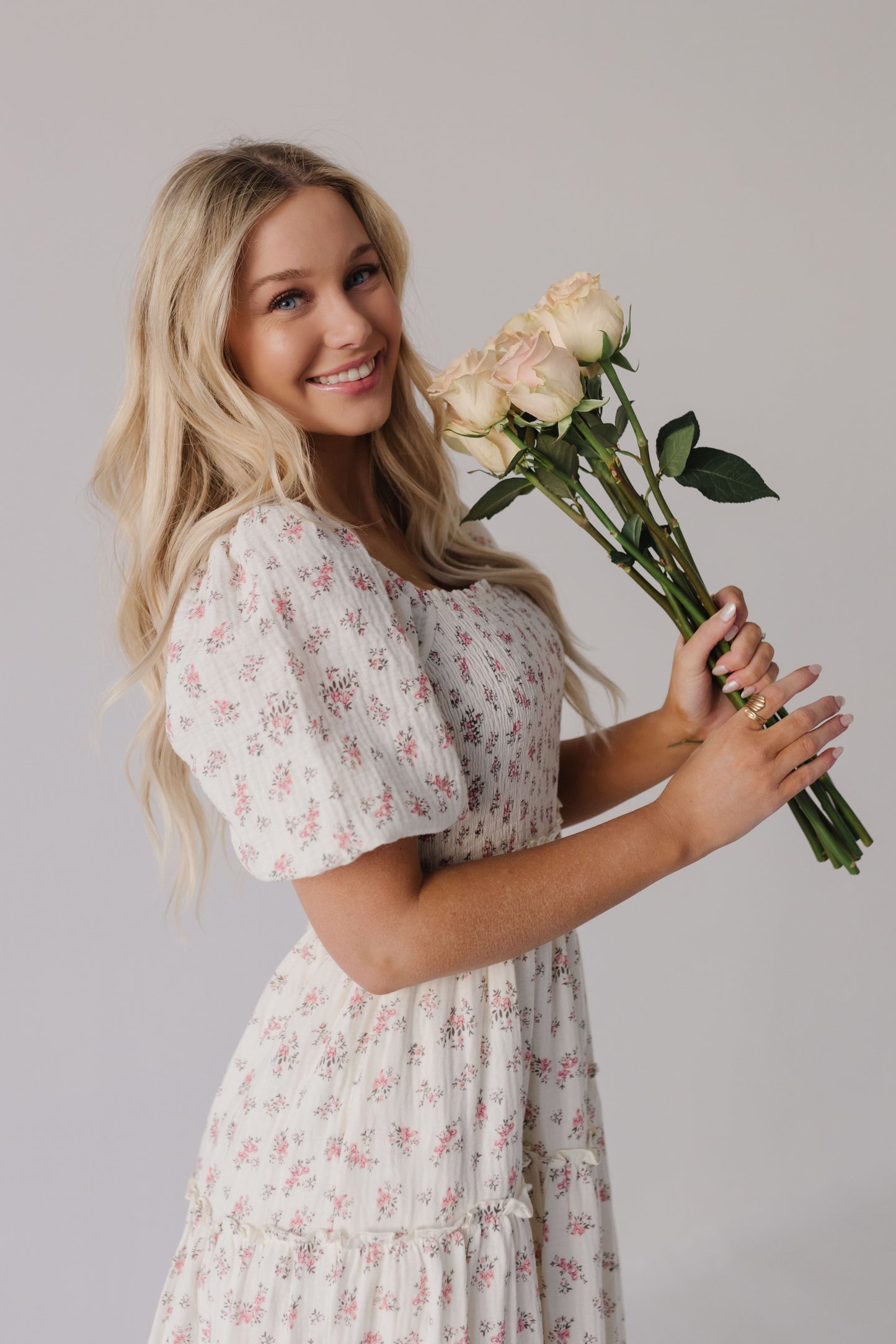 THE ADELAIDE FLORAL MIDI PUFF SLEEVE DRESS IN PINK