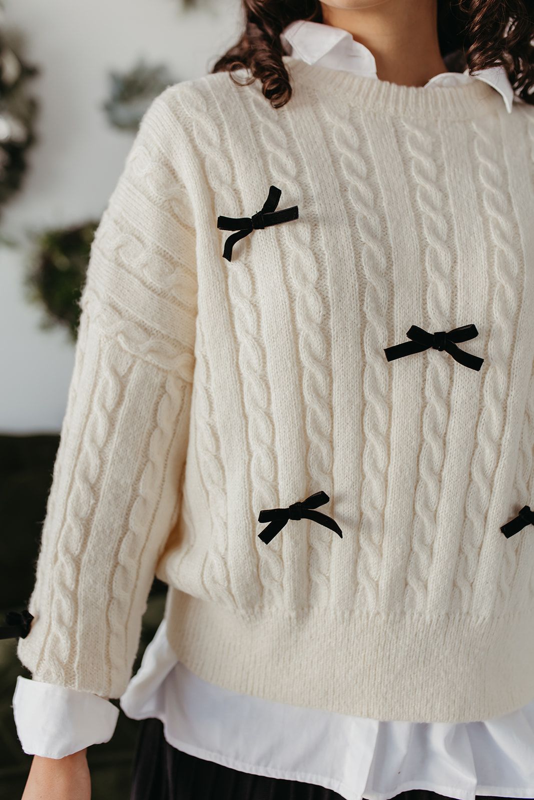 THE JILLIE BOW SWEATER IN IVORY