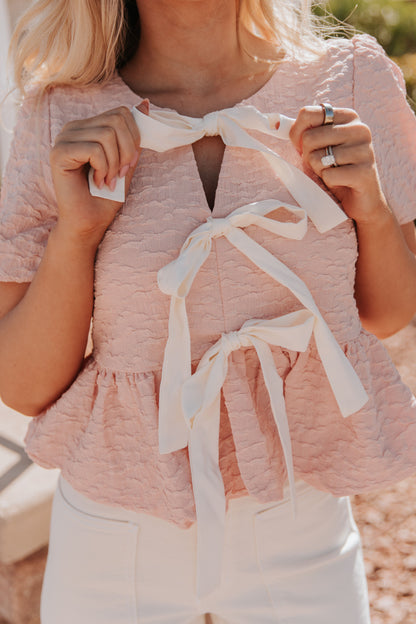 THE BAMBI BUBBLE BABYDOLL BLOUSE IN PEACH