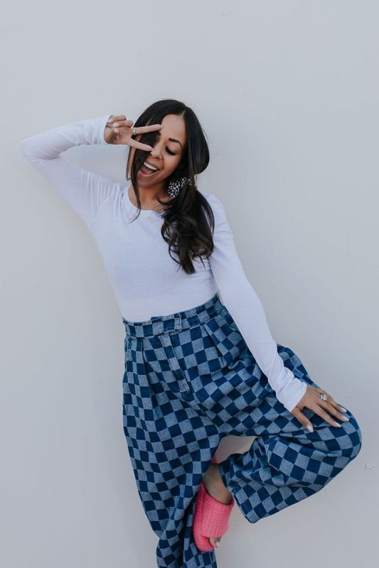 THE POPPY PLEATED CHECKERED BARREL PANTS IN LIGHT DENIM