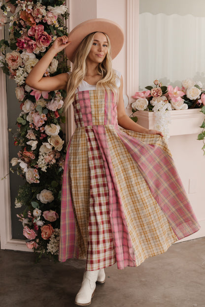 THE COLETTE CHECKERED MIDI DRESS IN PINK