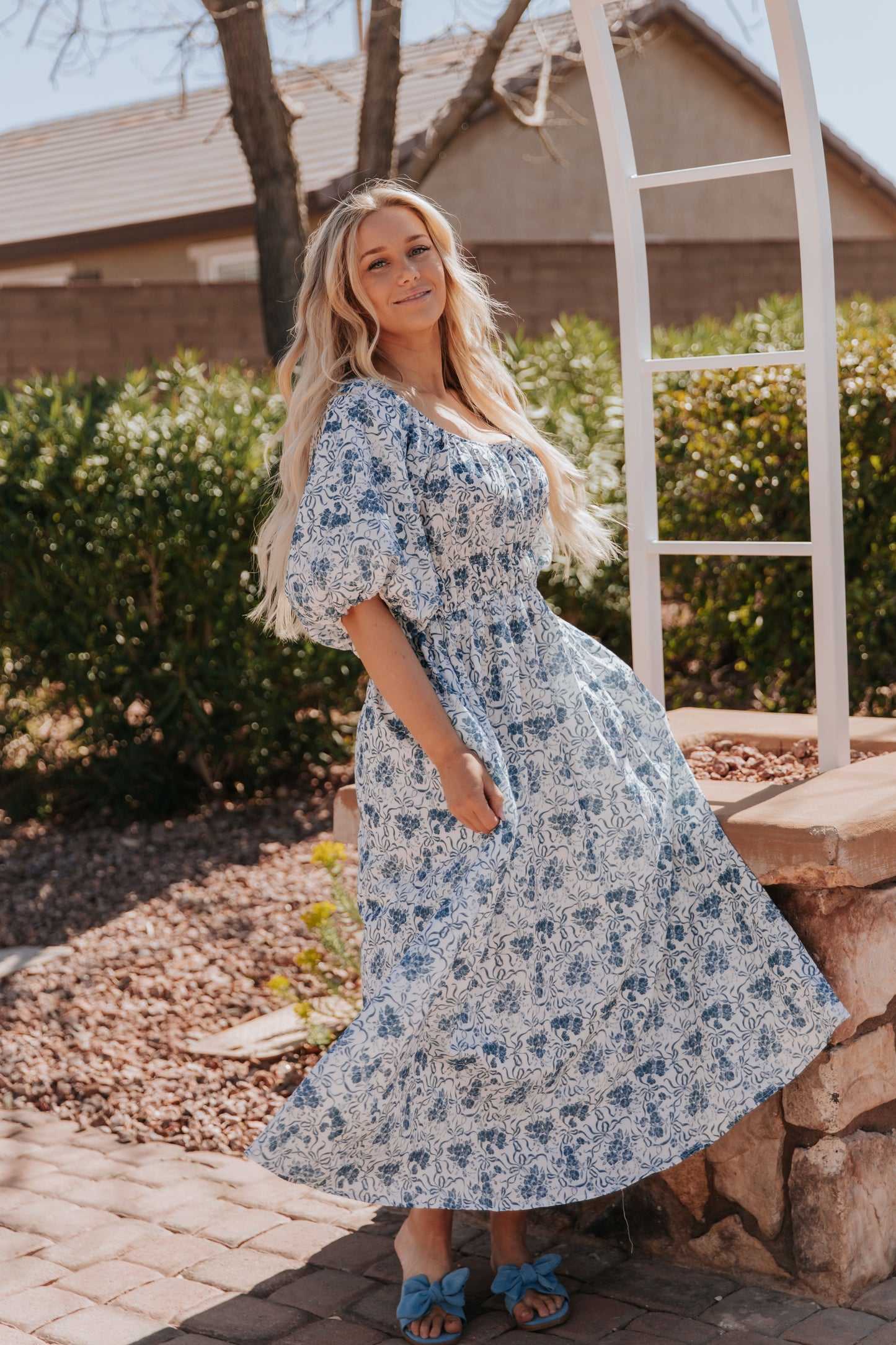 THE LOUISA MAXI DRESS IN LIGHT BLUE