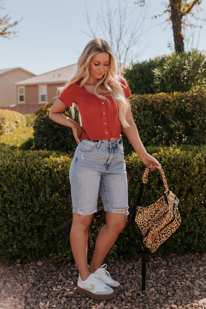 THE MARIELLE WAFFLE TOP IN RUSTY ROSE