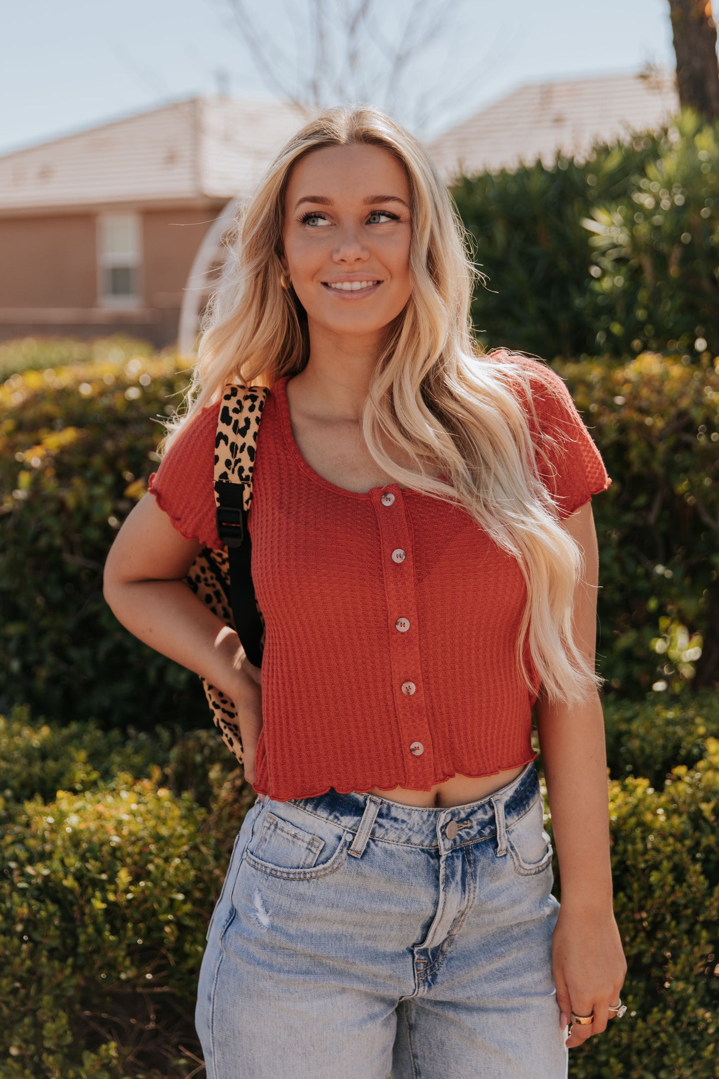 THE MARIELLE WAFFLE TOP IN RUSTY ROSE