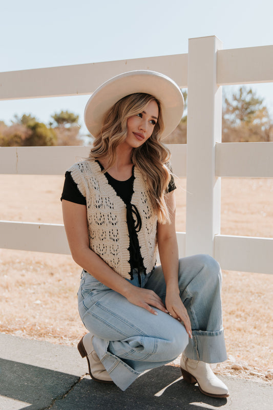 THE ELSIE CROCHET SWEATER VEST IN NATURAL